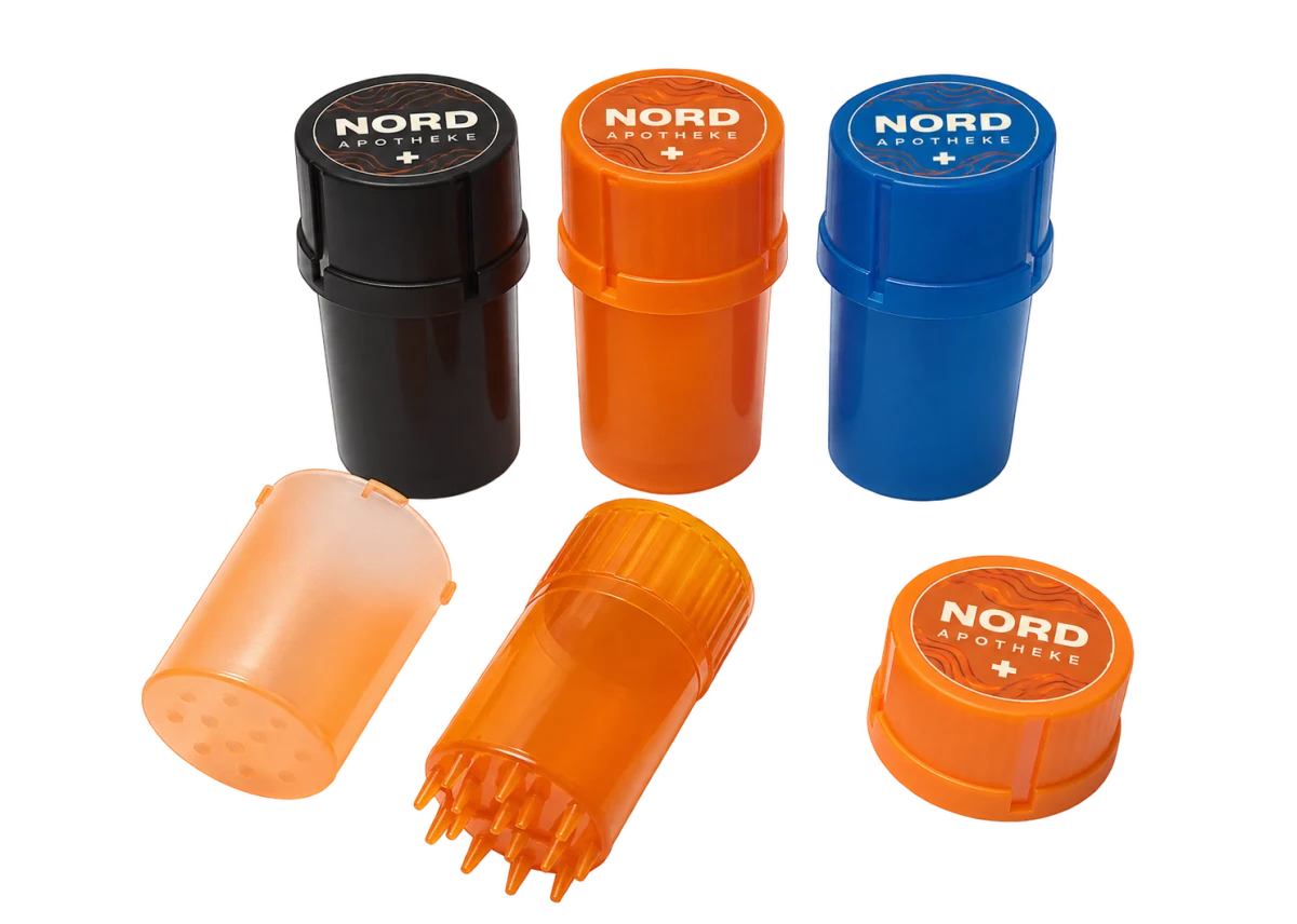 Aufbewahrungsbox mit Grinder – NORD Designstudie, Beispielbranding NORD Apotheke
